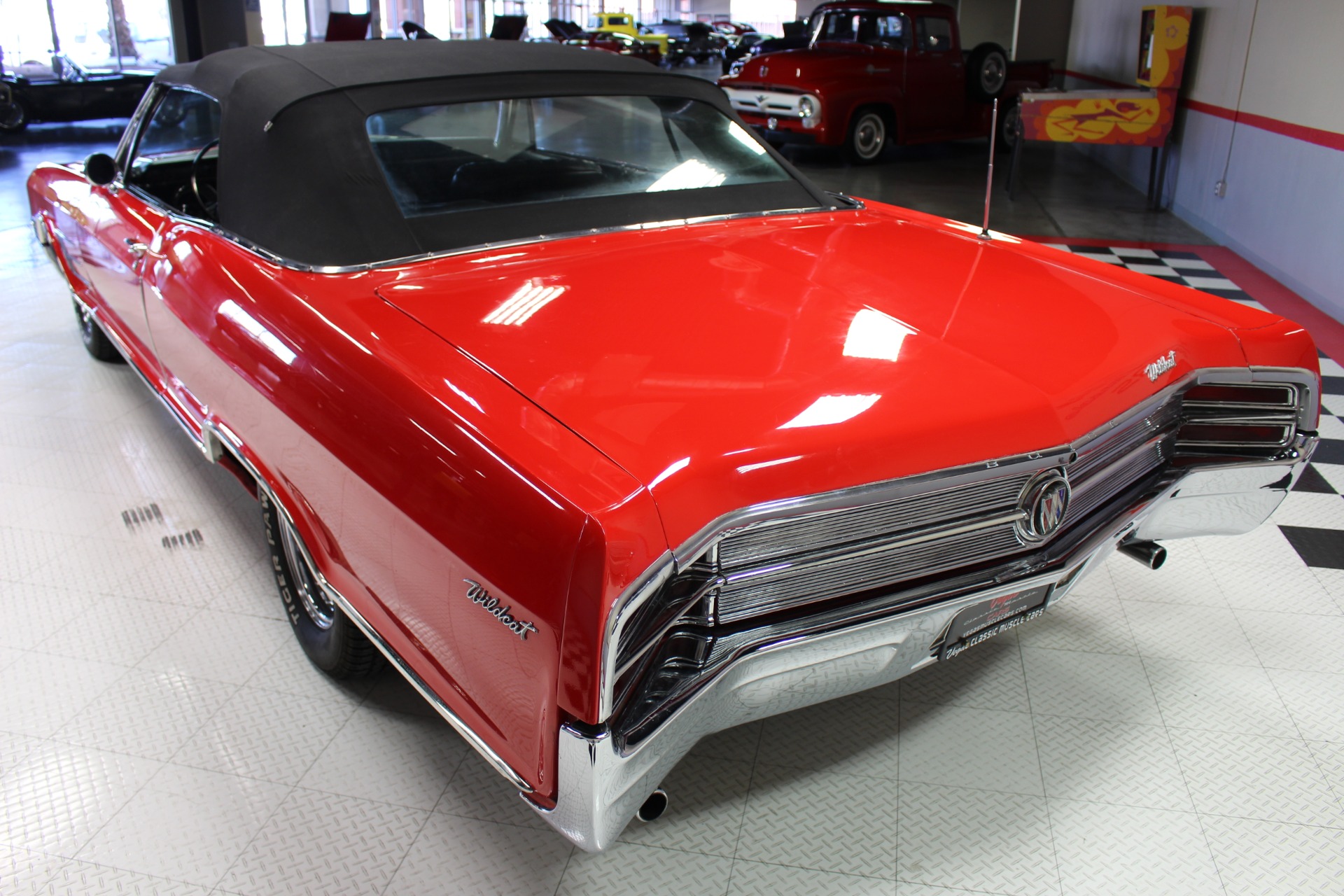 Buick Wildcat Convertible 1965 image number 38