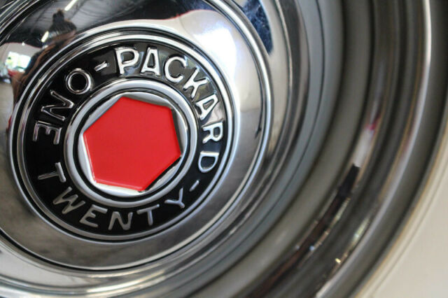 Packard 120 1937 image number 46