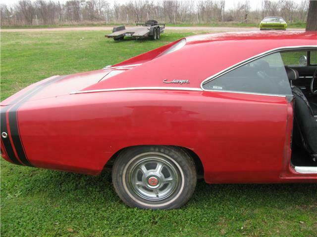 Dodge Charger 1968 image number 2