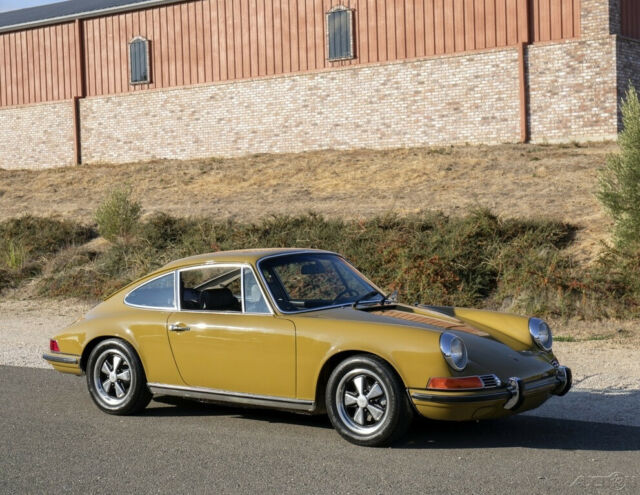 Porsche 911 1971 image number 30