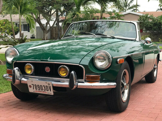 MG MGB 1972 image number 0