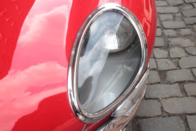 Jaguar XKE E-Type OTS 1967 image number 20