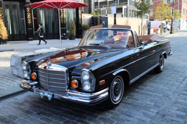 Mercedes-Benz 280SE Cabrio 1970 image number 14