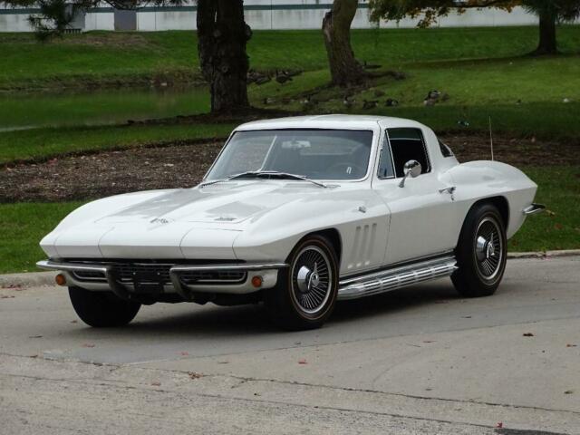 Chevrolet Corvette 1966 image number 15