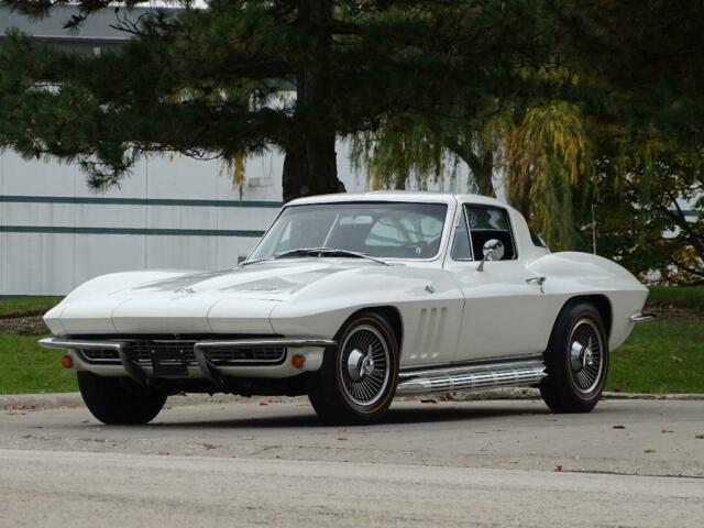 Chevrolet Corvette 1966 image number 38