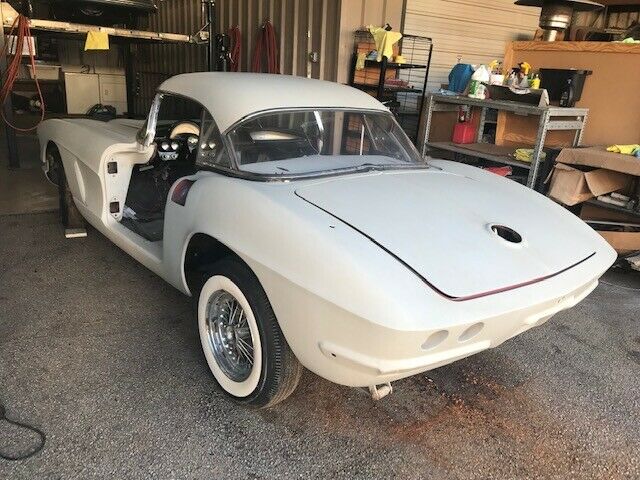 Chevrolet Corvette 1962 image number 3