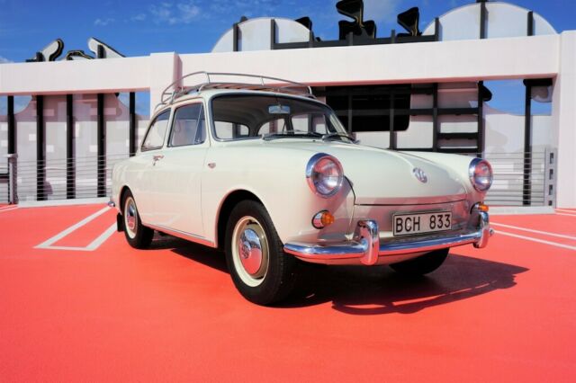 Volkswagen Notchback 1500 1962 image number 11