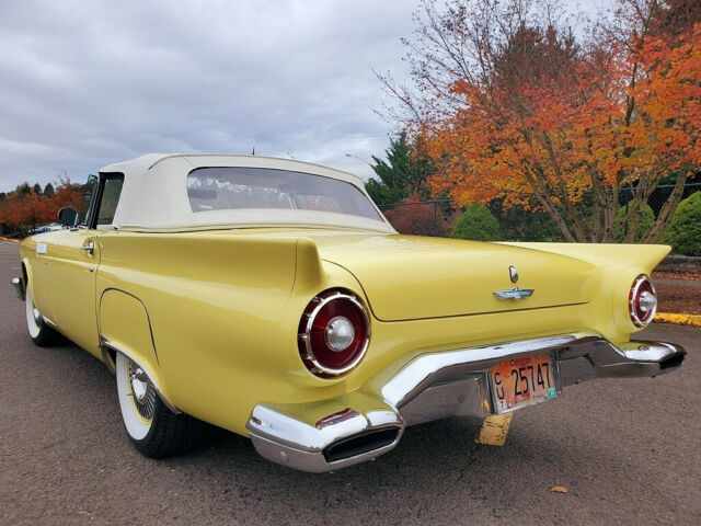 Ford Thunderbird 1957 image number 8