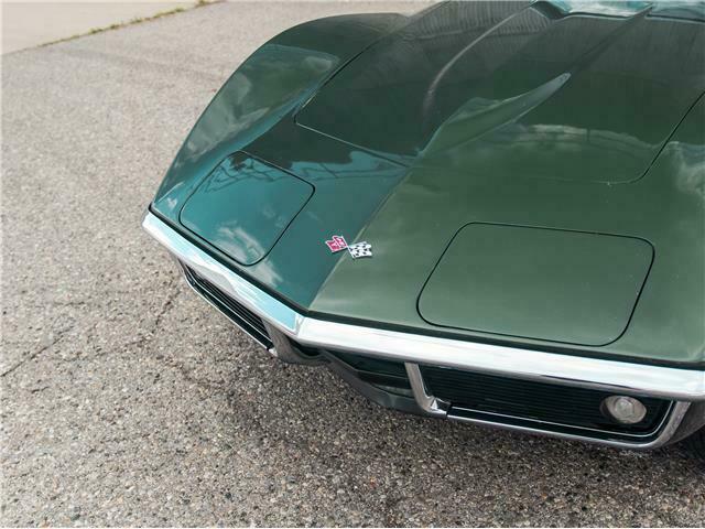 Chevrolet Corvette 1969 image number 17