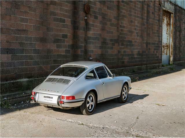 Porsche 911 1970 image number 6