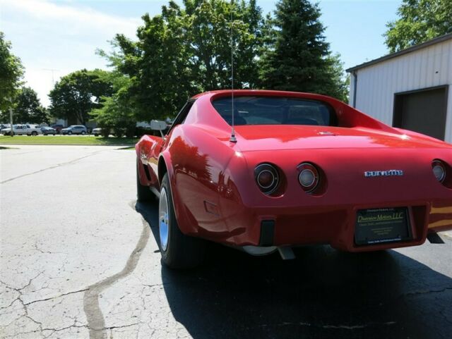 Chevrolet Corvette, 1976 image number 21