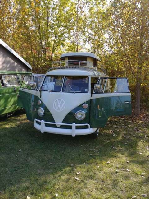 Volkswagen Bus/Vanagon 1967 image number 14