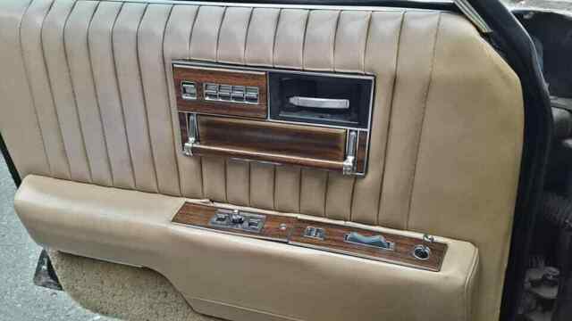 Cadillac Seville 1976 image number 10