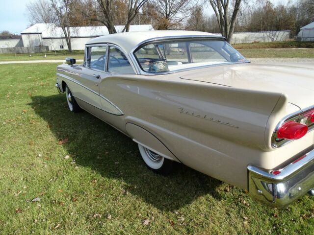 Ford FAIRLANE 1958 image number 10