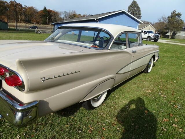 Ford FAIRLANE 1958 image number 11