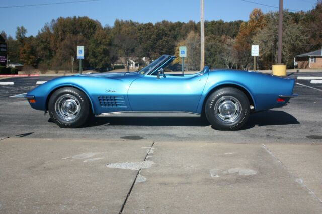 Chevrolet Corvette 1970 image number 12