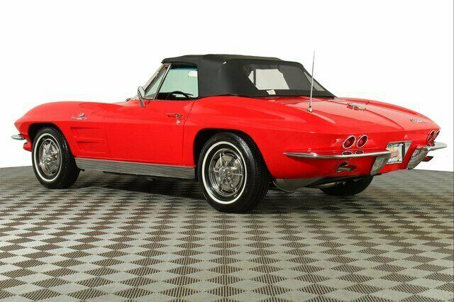 Chevrolet Corvette 1963 image number 10