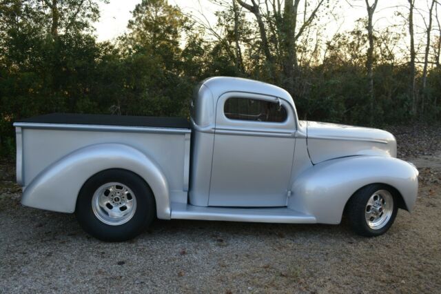 Ford F-100 1941 image number 2