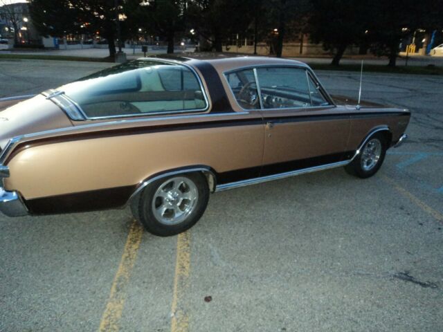 Plymouth Barracuda 1966 image number 24