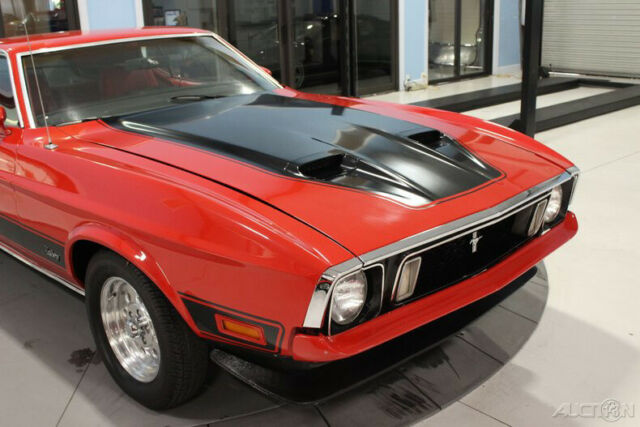 Ford Mustang 1973 image number 9