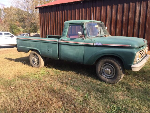 Ford F-250 1964 image number 1