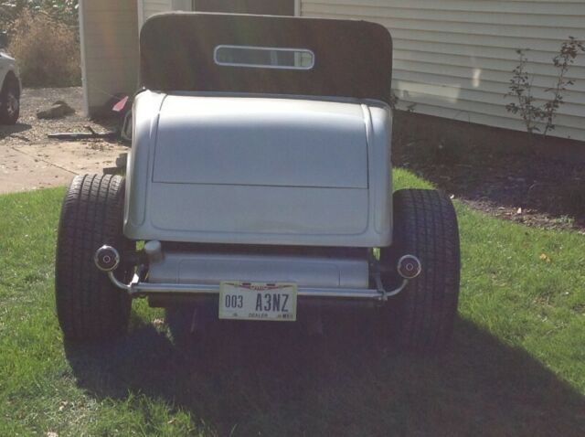 Ford Roadster 1932 image number 6