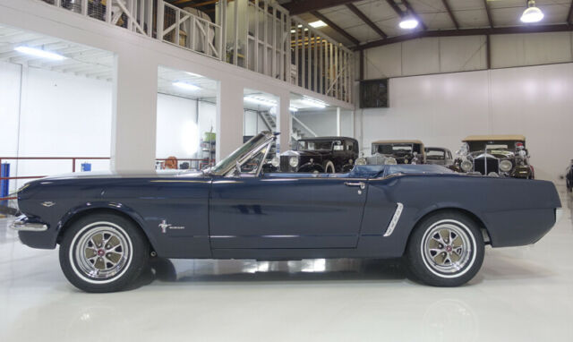 Ford Mustang 1964 image number 30