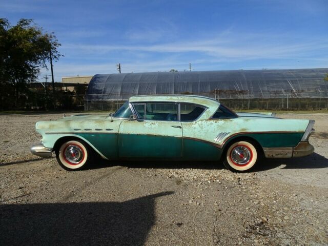 Buick Roadmaster 1957 image number 0