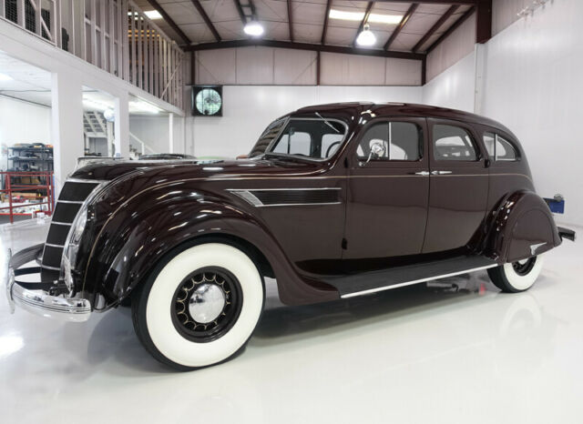 Chrysler Imperial 1935 image number 0