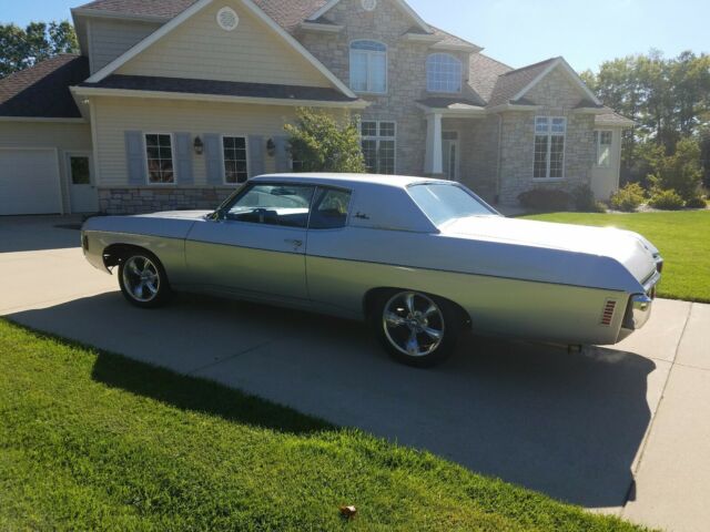 Chevrolet Impala 1969 image number 15