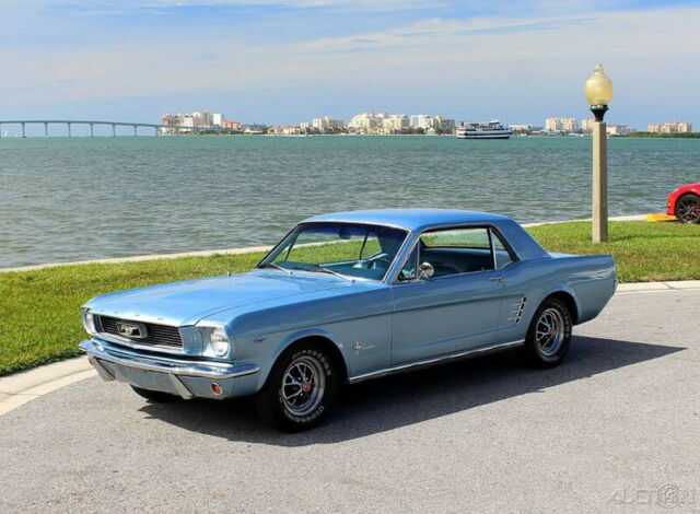 Ford Mustang 1966 image number 2