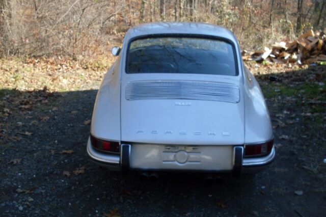 Porsche 912 1968 image number 2