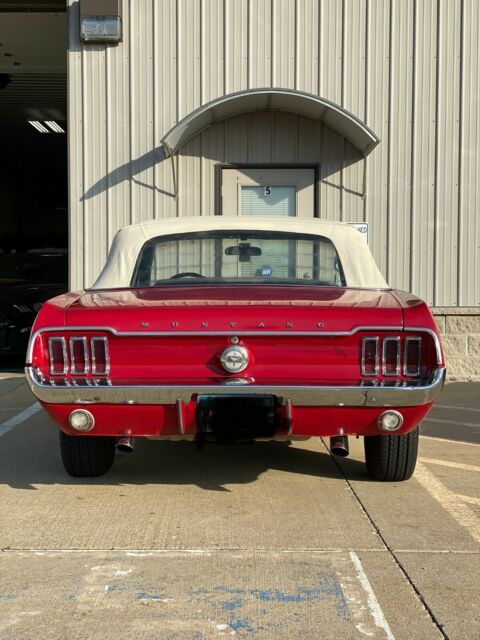 Ford Mustang 1968 image number 2