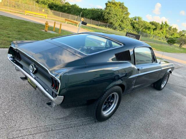 Ford Mustang 1967 image number 24