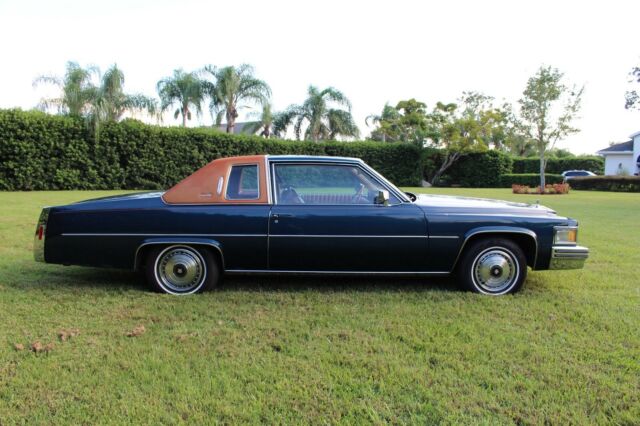 Cadillac DeVille 1979 image number 2