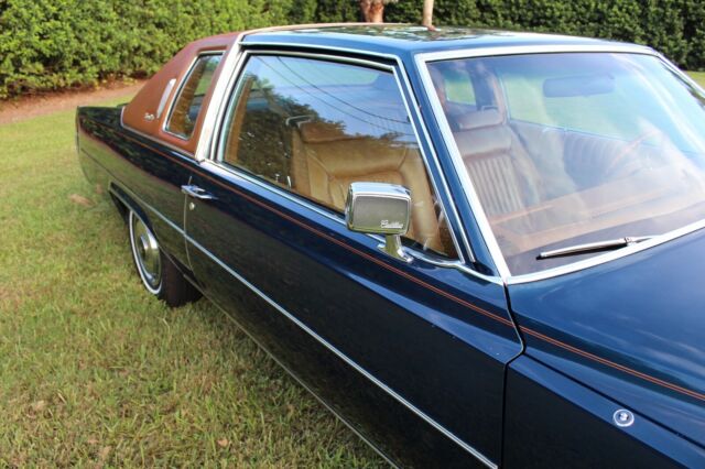 Cadillac DeVille 1979 image number 28