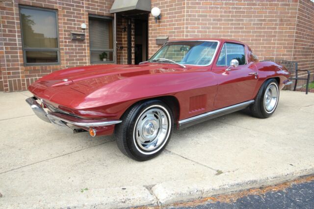 Chevrolet Corvette 1967 image number 24