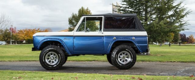 Ford Bronco 1975 image number 1