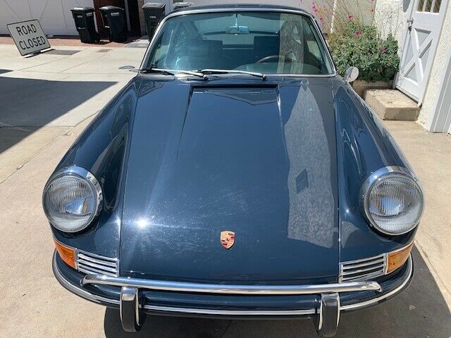 Porsche 911 1966 image number 2