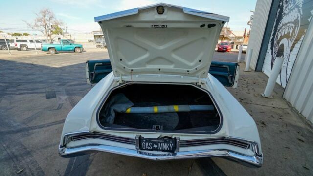 Buick Riviera 1967 image number 20