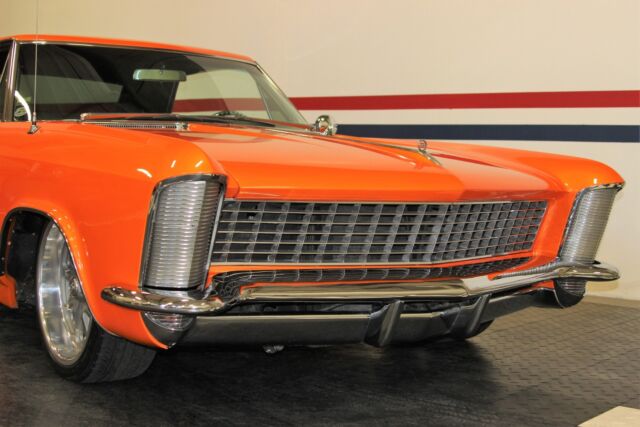 Buick Riviera 1965 image number 31