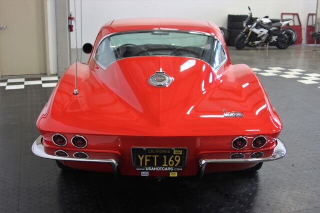 Chevrolet Corvette 1966 image number 8