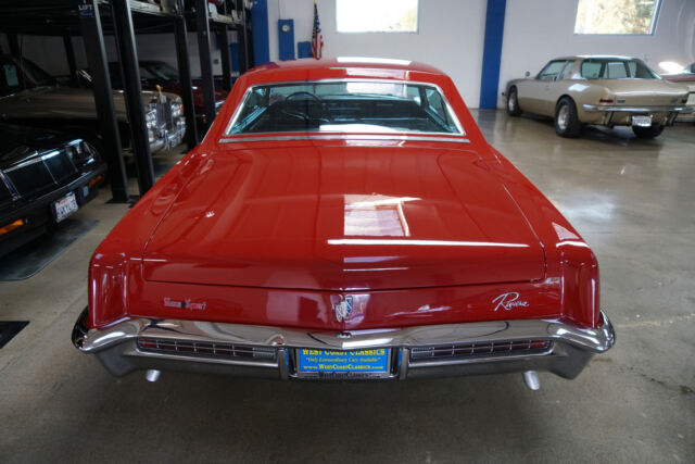 Buick Riviera Gran Sport 425/360HP Dual Quads V8 1965 image number 9