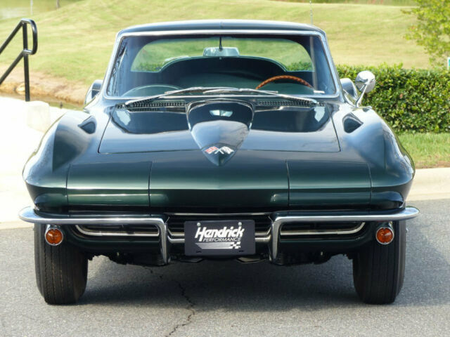 Chevrolet Corvette 1965 image number 25