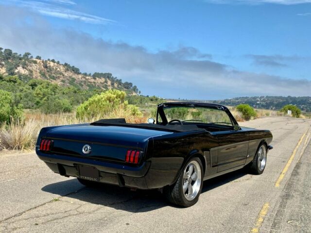 Ford Mustang 1965 image number 11