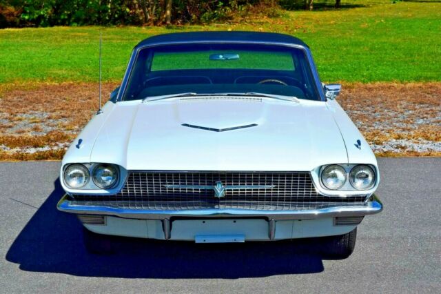 Ford Thunderbird 1966 image number 28