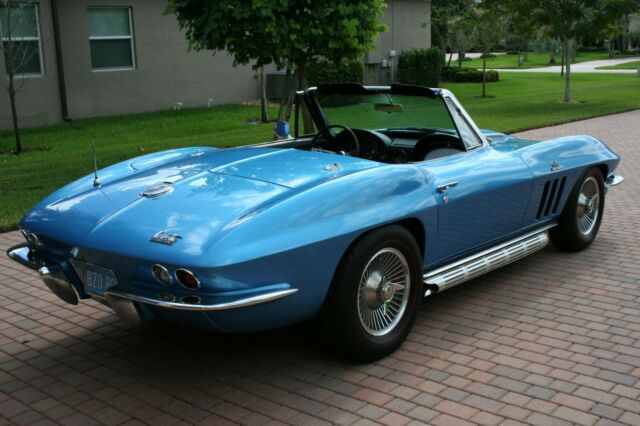 Chevrolet Corvette 1966 image number 31