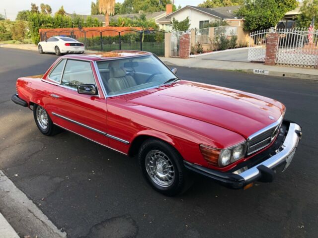 Mercedes-Benz SL-Class 1976 image number 29