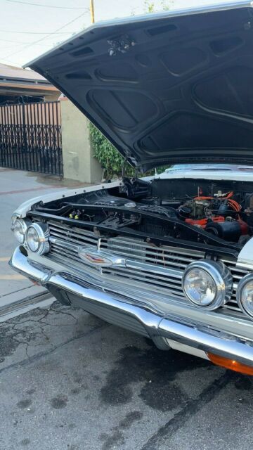 Chevrolet Impala 1960 image number 4