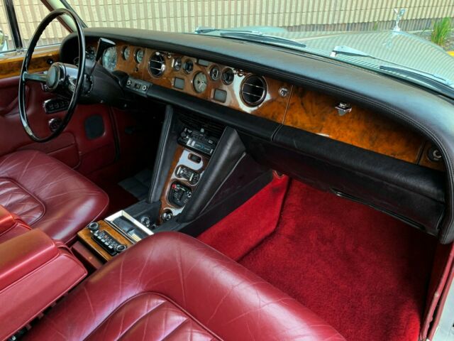 Rolls-Royce Silver Shadow 1976 image number 21